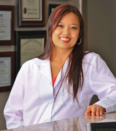 Dr. Grace Setiawan